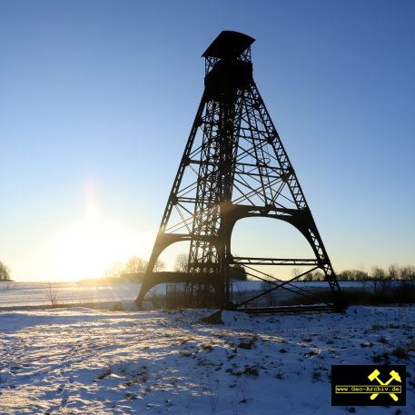 Tuerkschacht im Revier Schneeberg - Neustaedtel, Erzgebirge, Sachsen - 8. Februar 2023 (9).JPG
